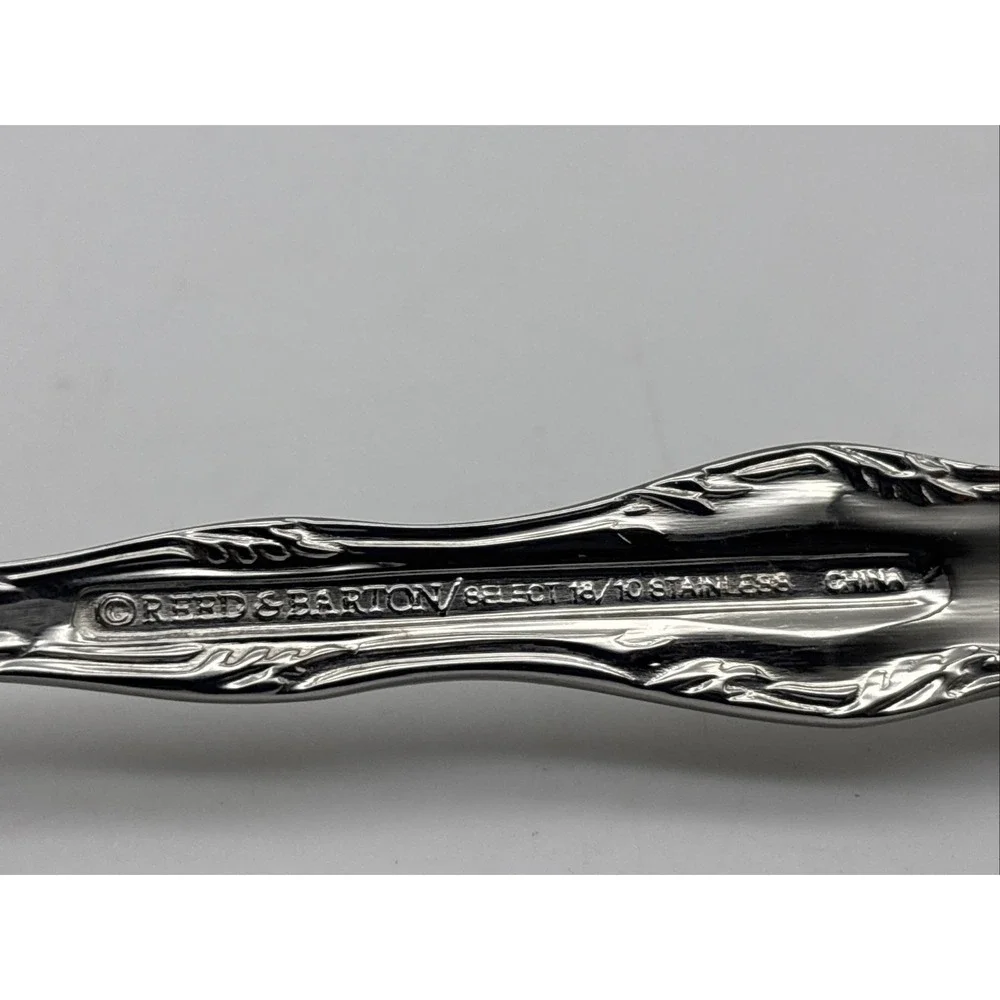 10 Teaspoons VICTORIA Reed & Barton Glossy 18/10 Stainless Steel Flatware